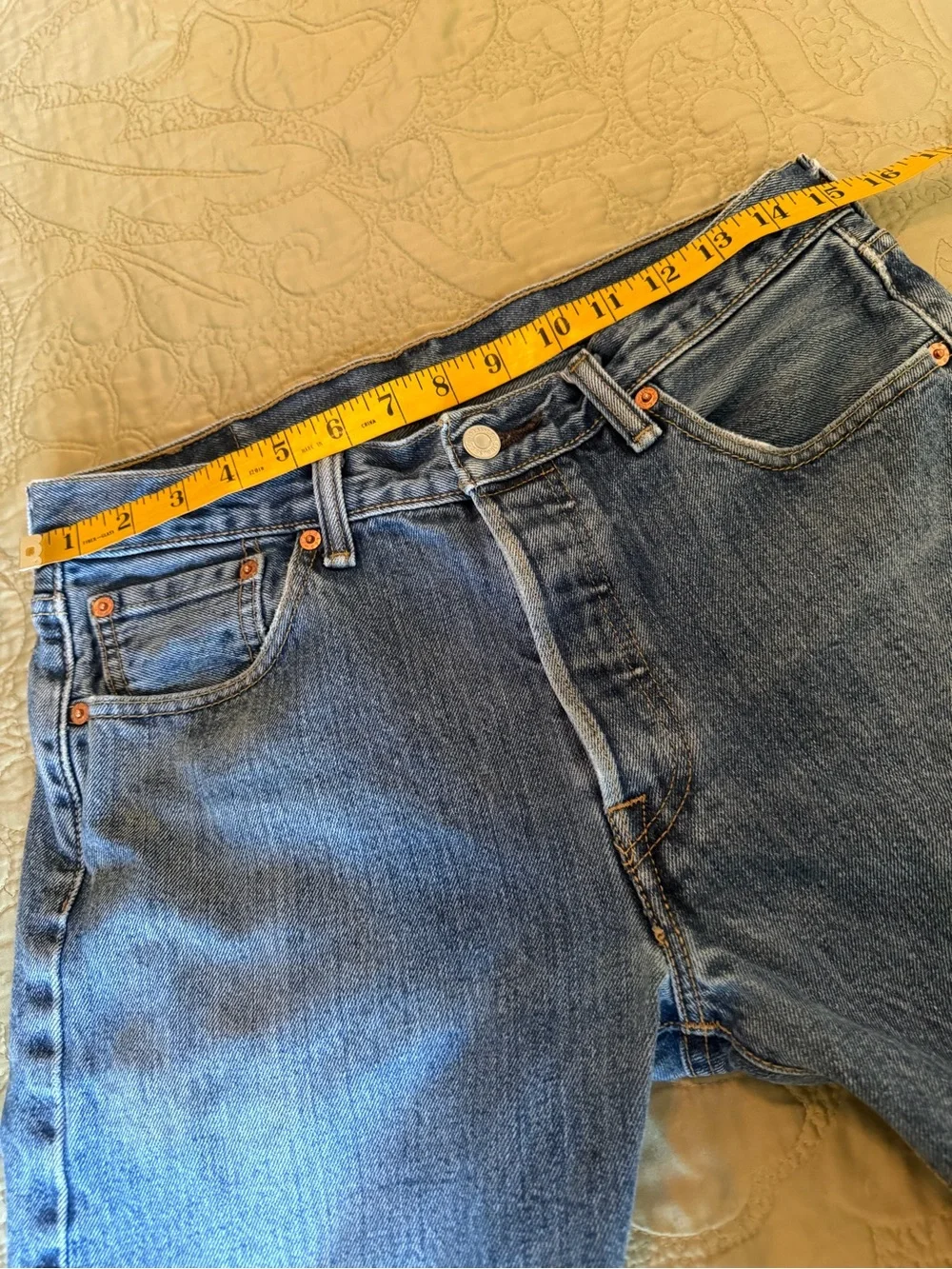 Vintage Levi’s 501 Button Fly Jeans Distressed Grunge 90s Straight Leg USA - Picture 9 of 13